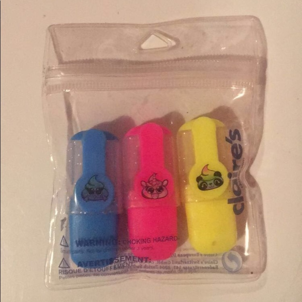 3 highlighters